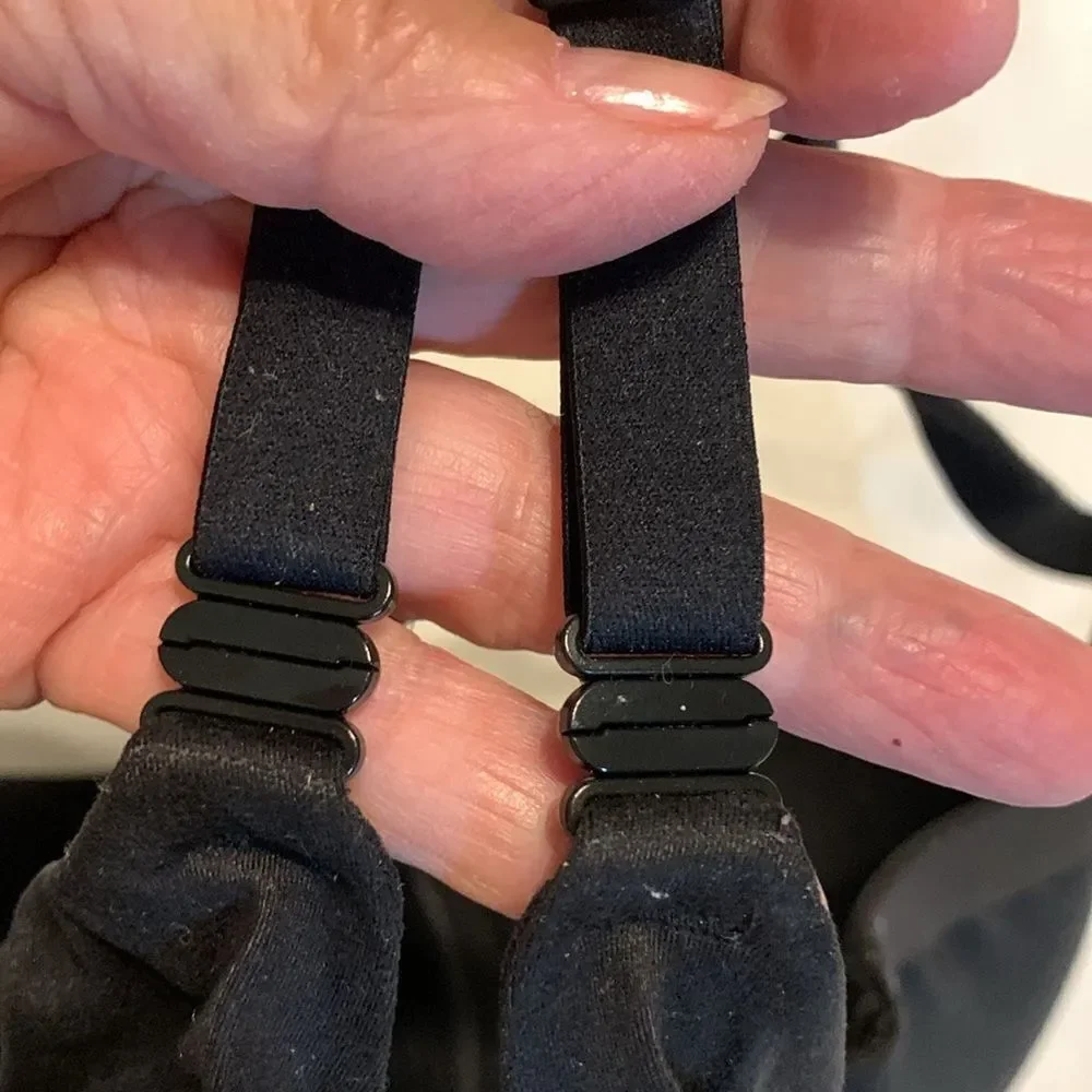 Victoria's Secret Body by Victoria size 38DD black sexy bra